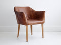 Poltrona-pelle sintetica-legno-73x68x80 cm-marrone castano-design curvo